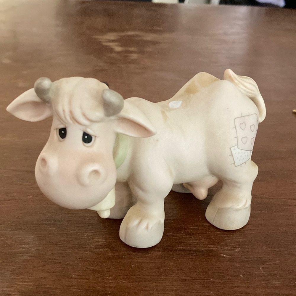1981 Precious Moments Cow